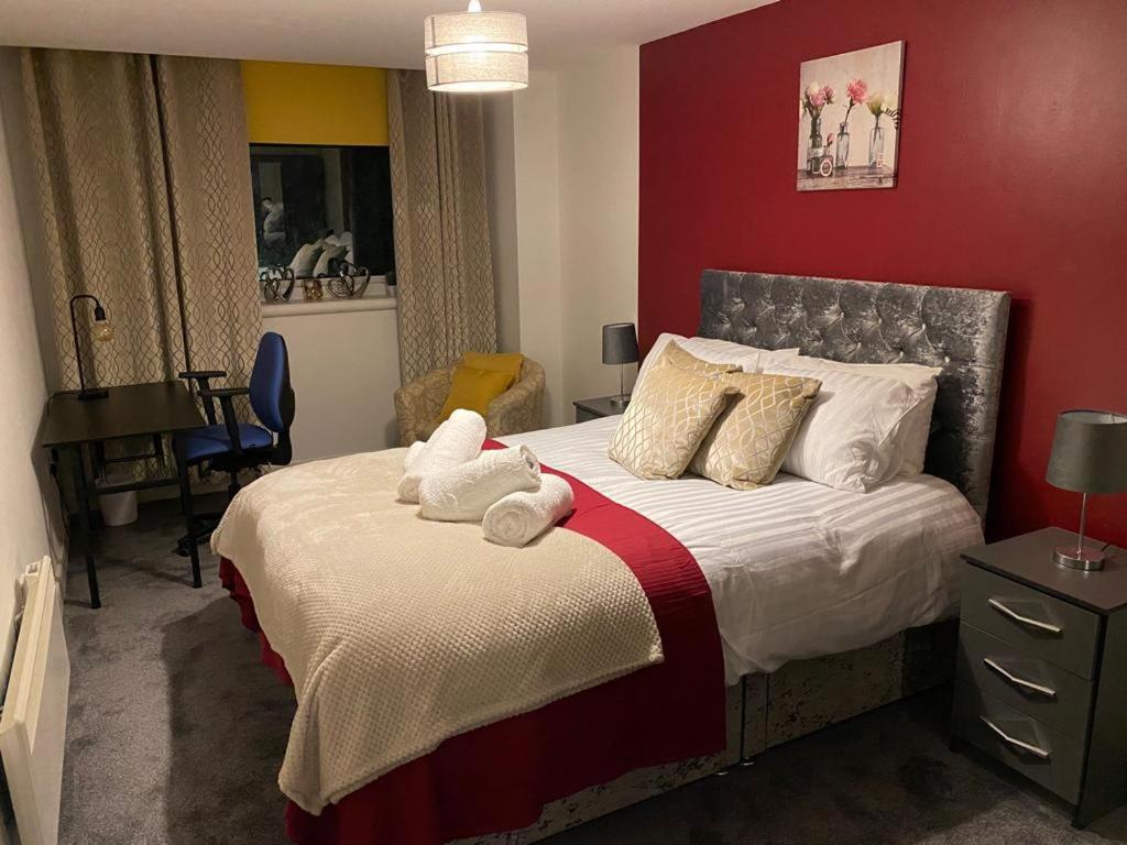 Spacious 1 Bed Relocation Apartment Free Parking, Бріерлі-Гілл Екстер'єр фото